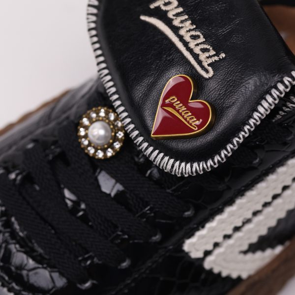 Puraai HEART RED PIN Heart Pin “PURAAI” Old Gold And Red