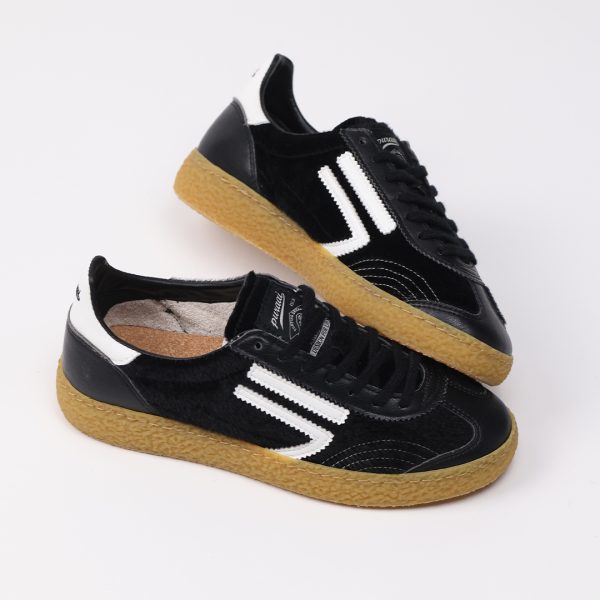 Puraai MOONLESS Vegan Leather And Pony Black Detail Butter.Outsole Honey And Lace Black.MOONLESS