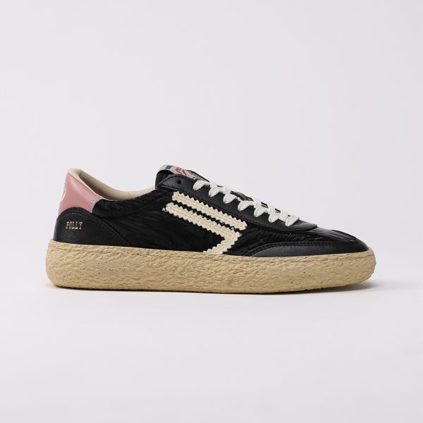 puraai ONYX Nylon black vegan leather logo white and detail pink. Outsole vanilla and lace white.ONYX