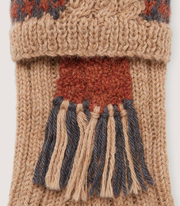 Purdey Hawkers Orkney Cable Alpaca Socks In Camel