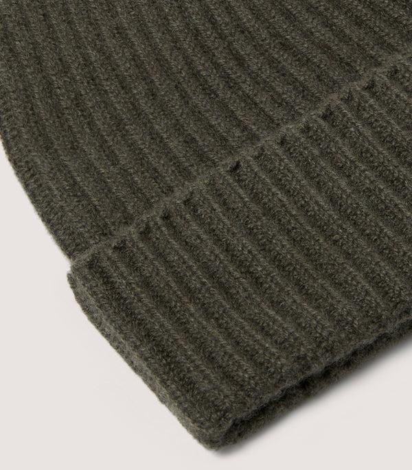 Purdey Ribbed Cashmere Beanie In Loden