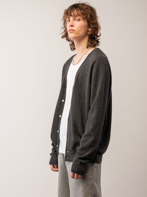 Pure Cashmere Nyc Men V Neck Cardigan_Graphite