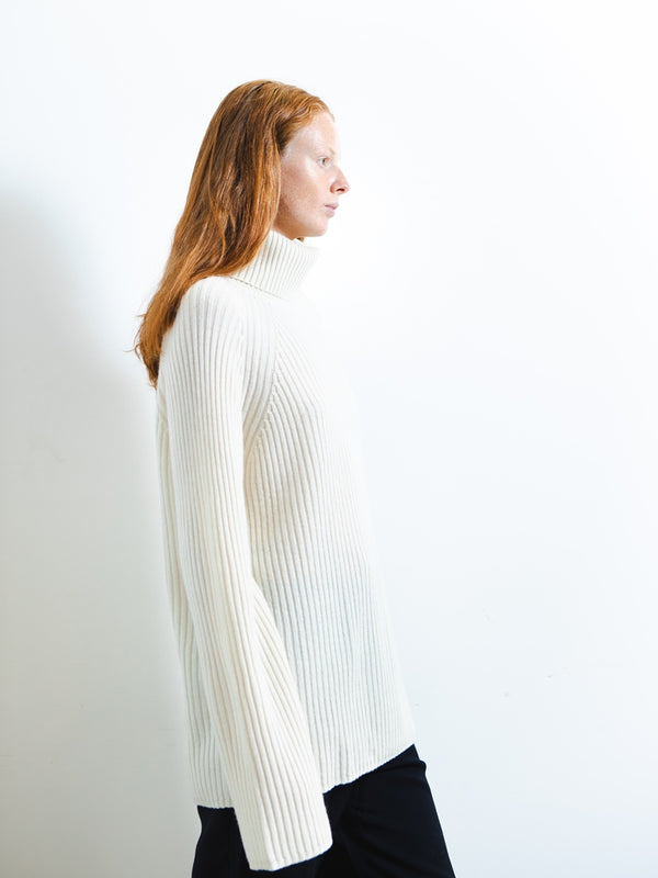 pure cashmere nyc Ribbed Turtleneck Sweater_Ivory