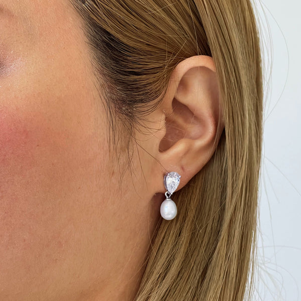 pure elements PURE MOMENTS EARRINGS