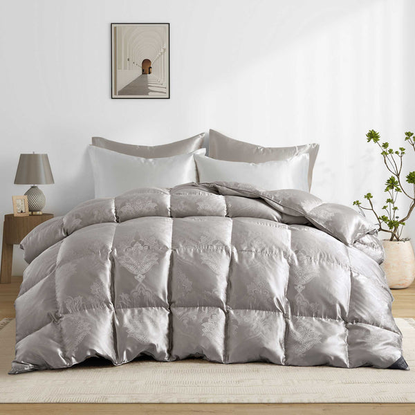 Puredown Luxury Down Filled Silk Comforter