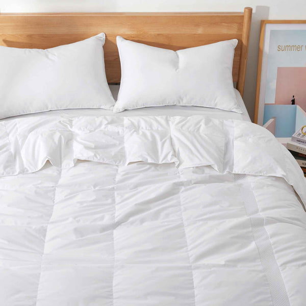 Puredown Ultra Lightweight Cooling Down Comforter
