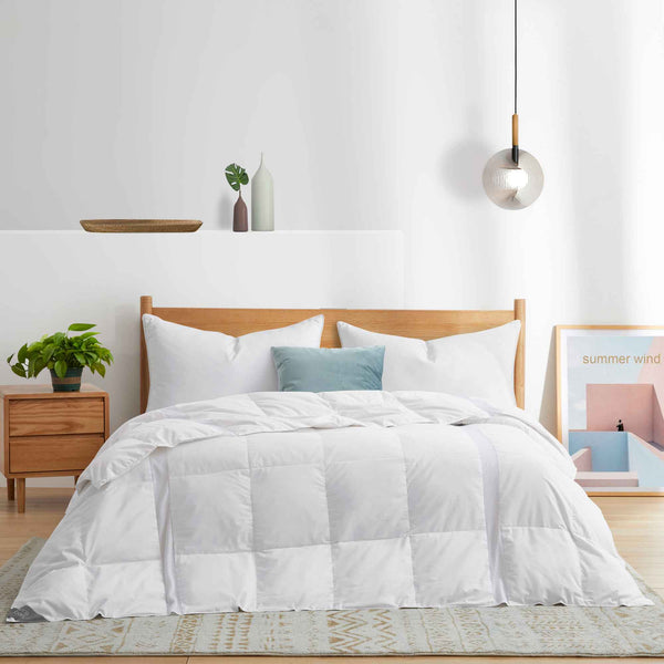 Puredown Ultra Lightweight Cooling Down Comforter