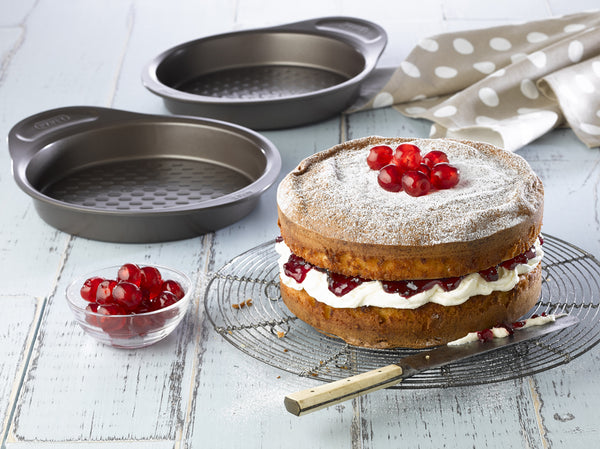 Pyrex AsimetriA - Metal Cake Tin With Easy Grip