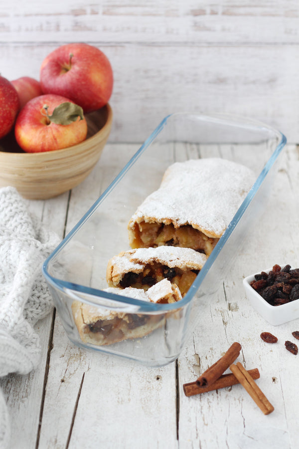 Pyrex Glass Apfelstrudel Mould