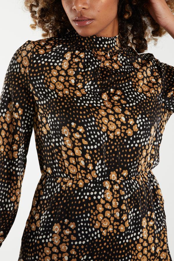 Qed London Blouson Elasticated Wrap Floral Midi Dress