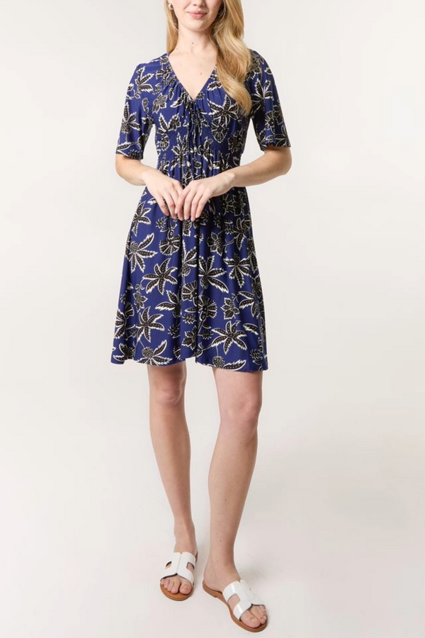qed london Leaf Print Shirred Waist V-Neck Mini Dress
