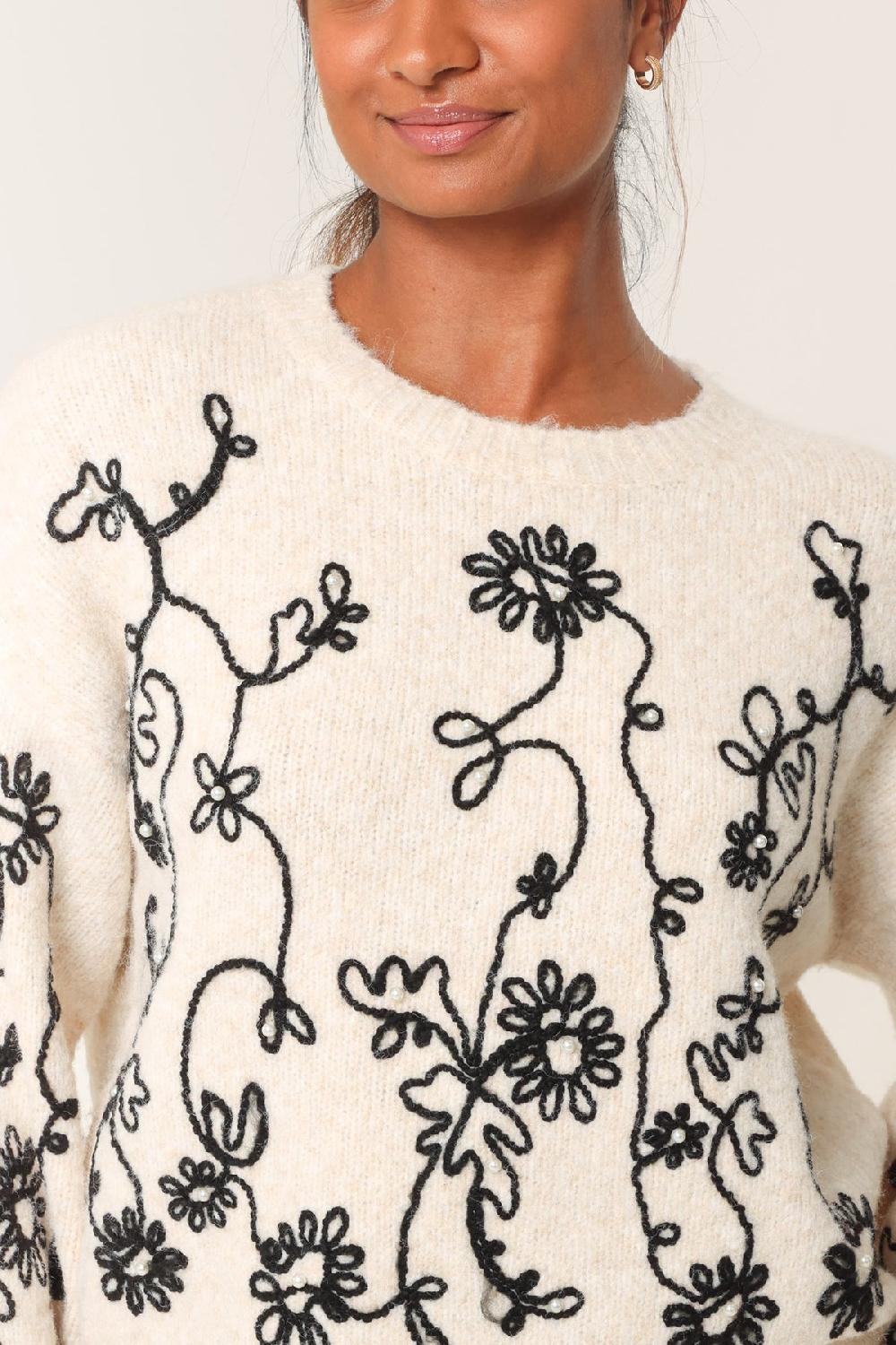 Qed London Pearl Embellished Flower Embroidery Jumper