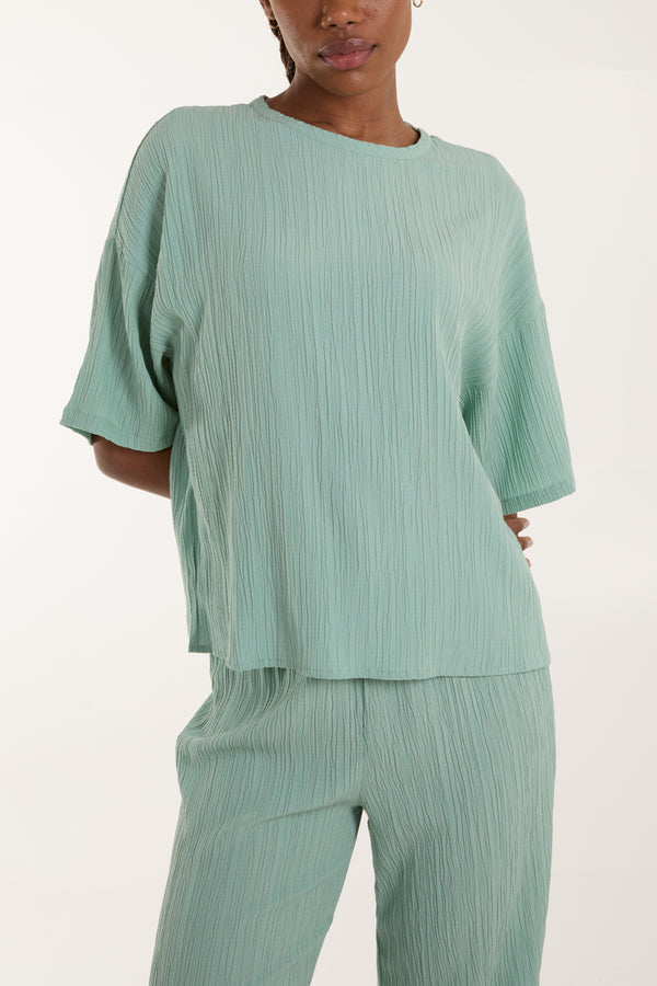 Qed London Plisse Button Back T-Shirt & Trouser Co-Ord Set