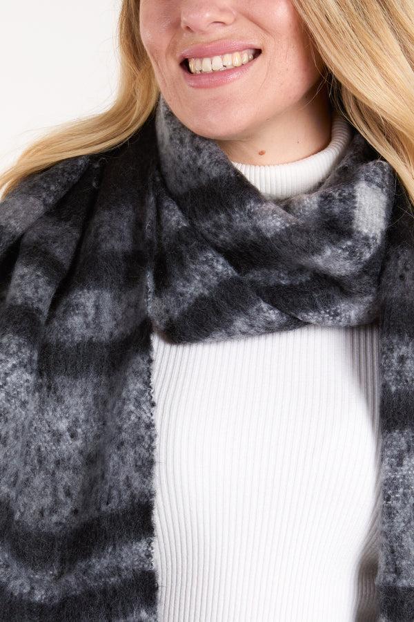Qed London Checked Fluffy Tassel Scarf