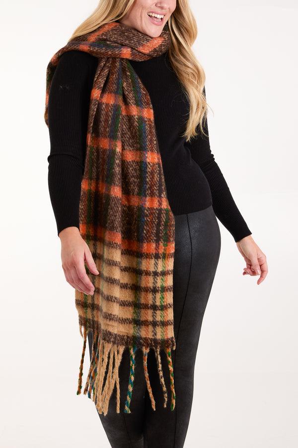 qed london Checked Fluffy Tassel Scarf