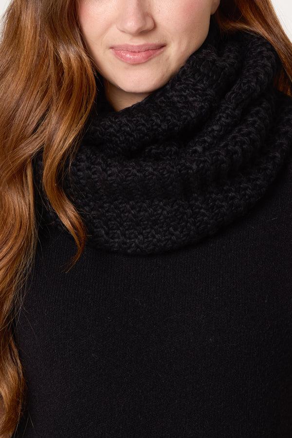 Qed London Chunky Knit Snood Scarfs