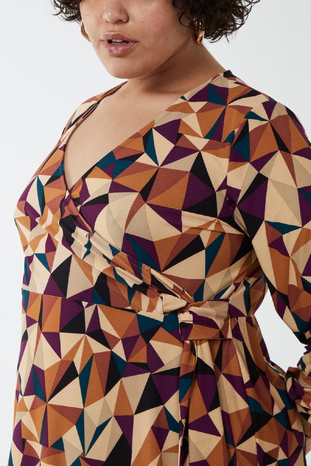 Qed London Curve Geometric Fixed Wrap Skater Dress