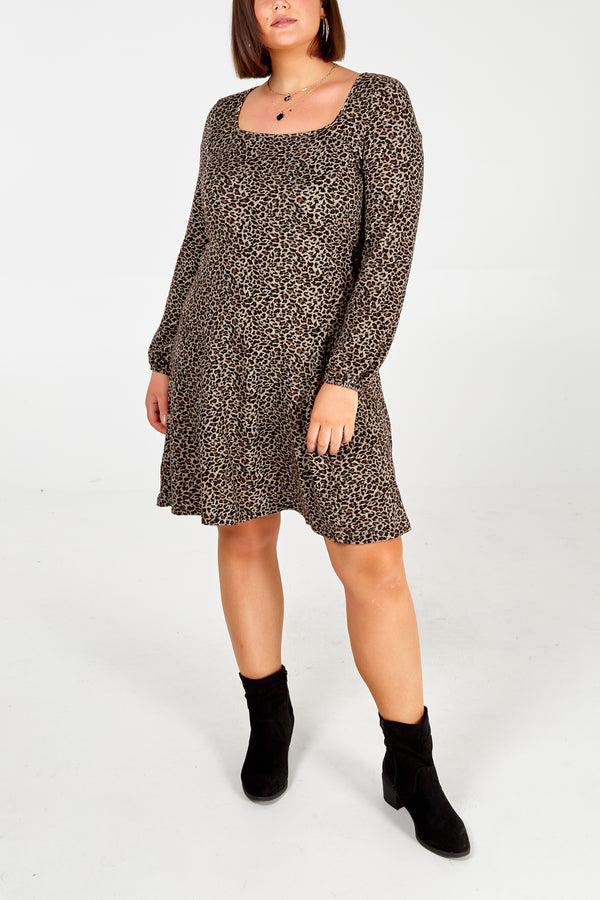 qed london Curve Square Neck Leopard Dress