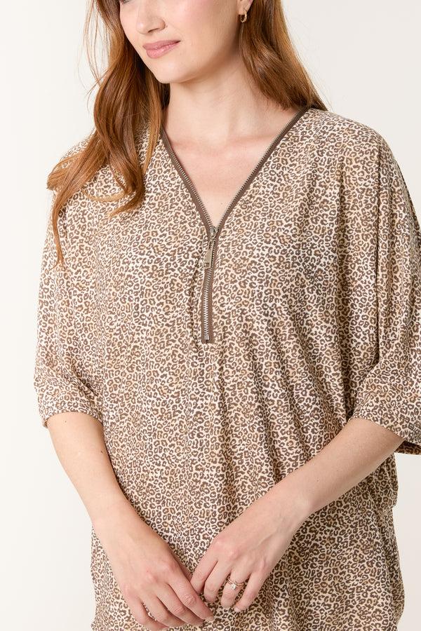Qed London Ditsy Animal Print Zip Front Top
