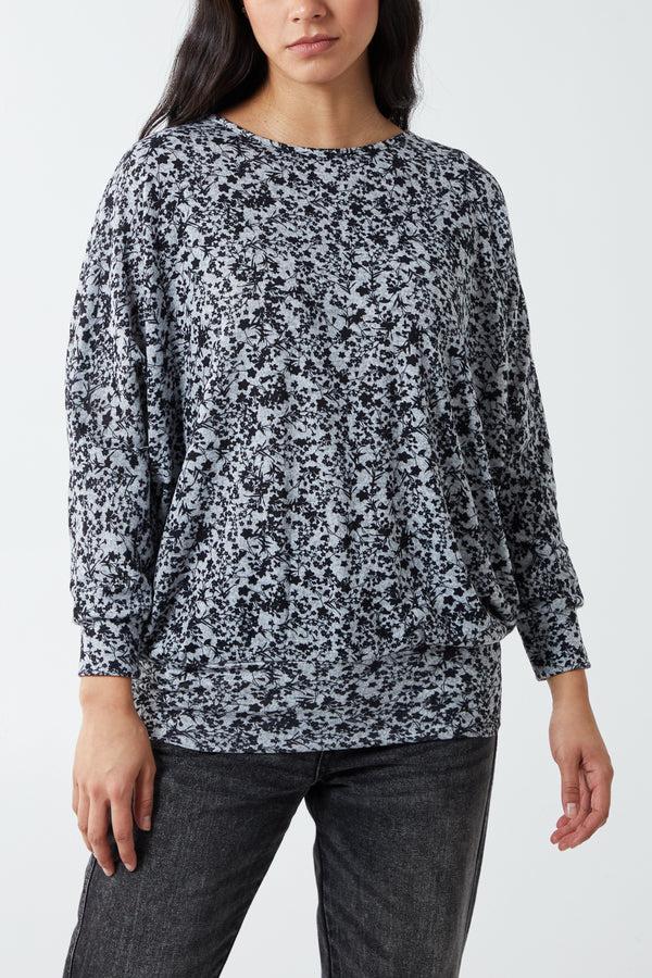 qed london Ditsy Floral Long Batwing Sleeve Top