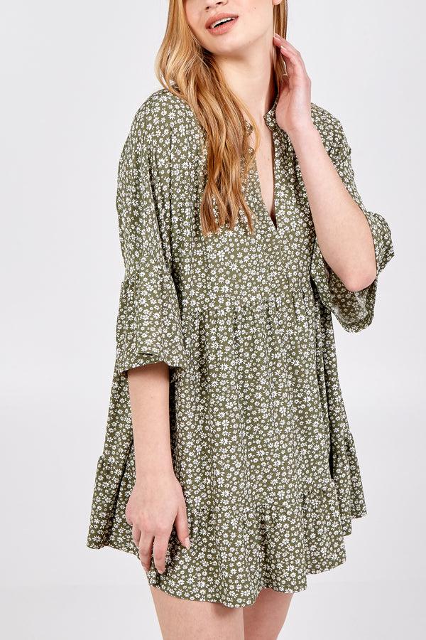 qed london Ditsy Floral V-Front Smock Dress