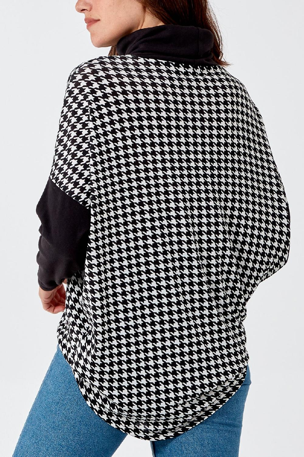 Qed London Dogtooth Body Roll Neck Jumper