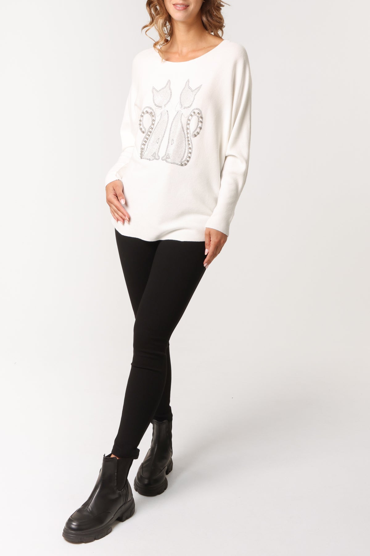 Qed London Embellished Cat Round Neck Jumper