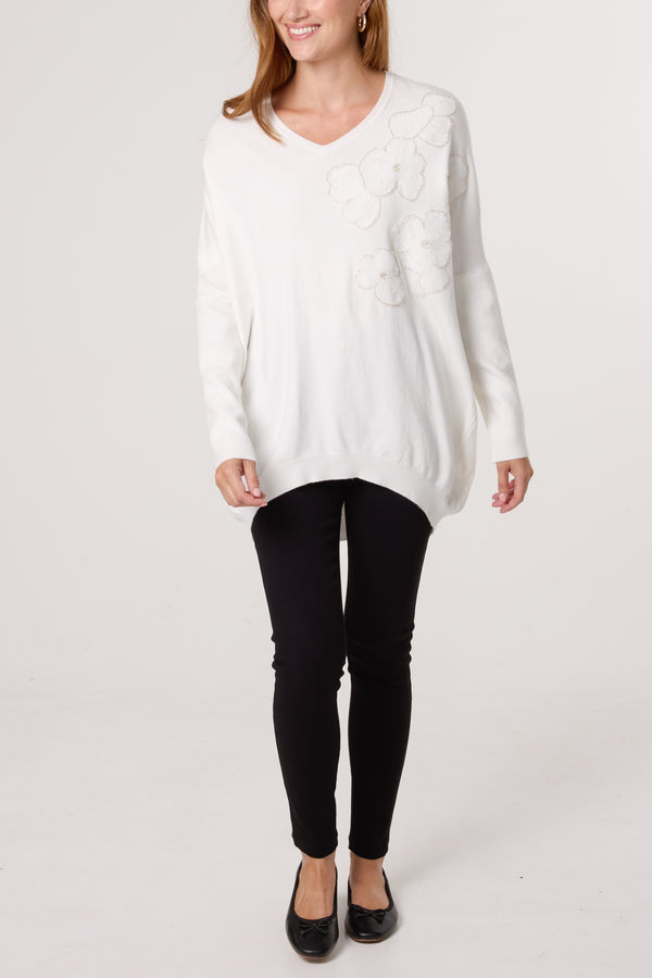Qed London Embellished Flowers V-Neck Jumper