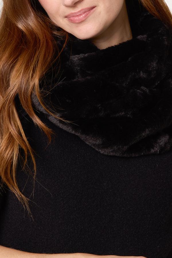 Qed London Faux Fur Snood Scarf