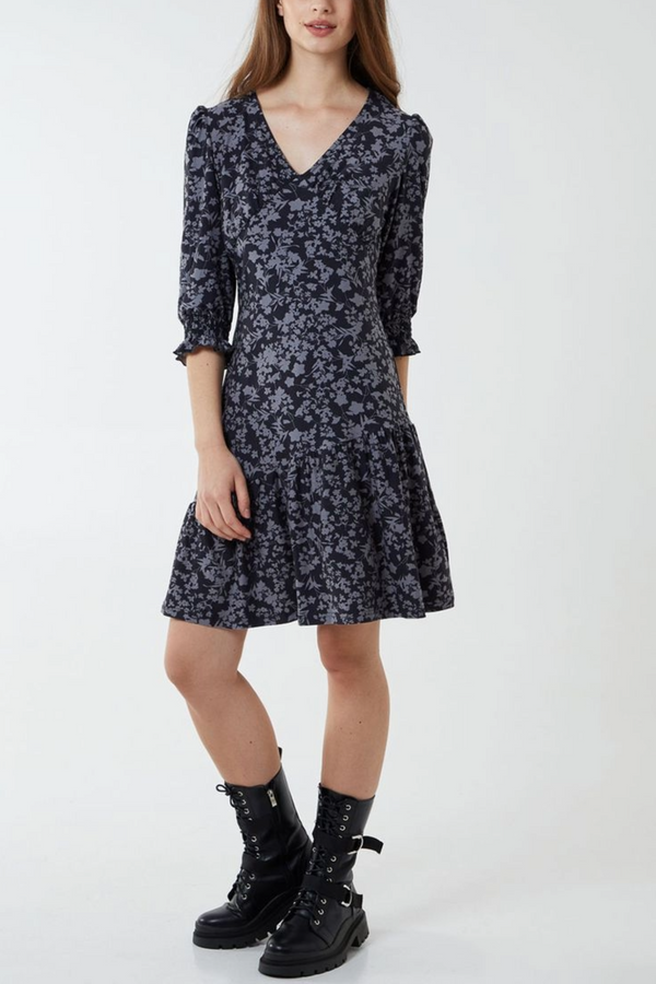 qed london Floral V Front Tea Soft Touch Dress