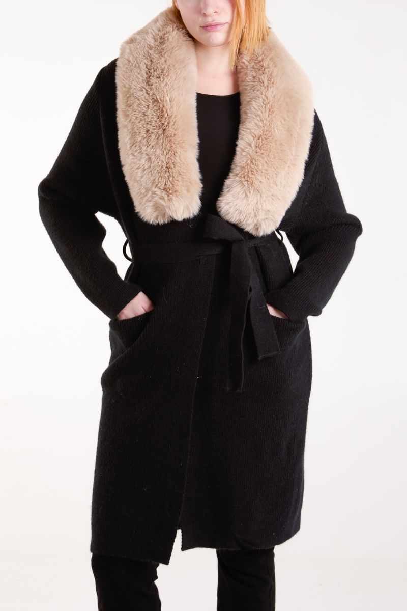 Qed London Fur Collar Two Pocket Cardigan