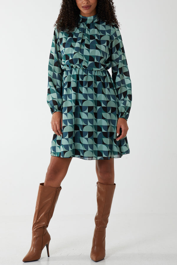 qed london Geo Print Blouson Gathered Hem Dress