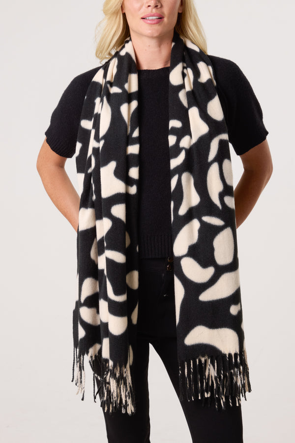qed london Giraffe Print Soft Tassel Scarf