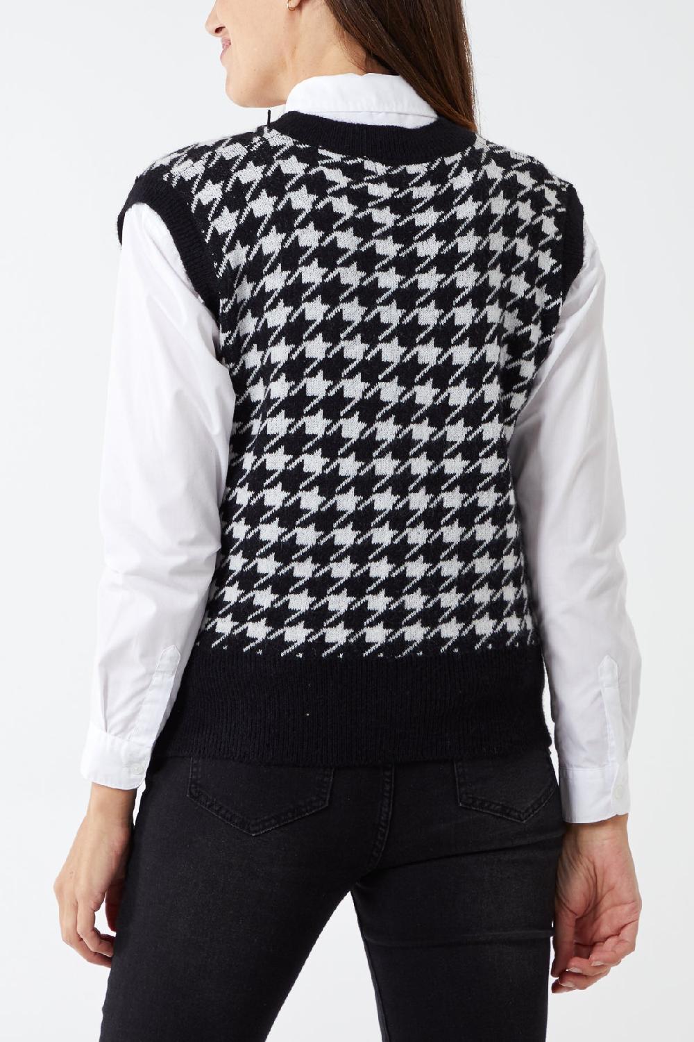 Qed London Houndstooth V-Neck Vest