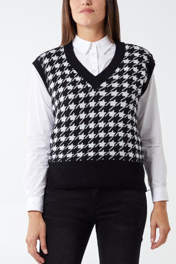 Qed London Houndstooth V-Neck Vest