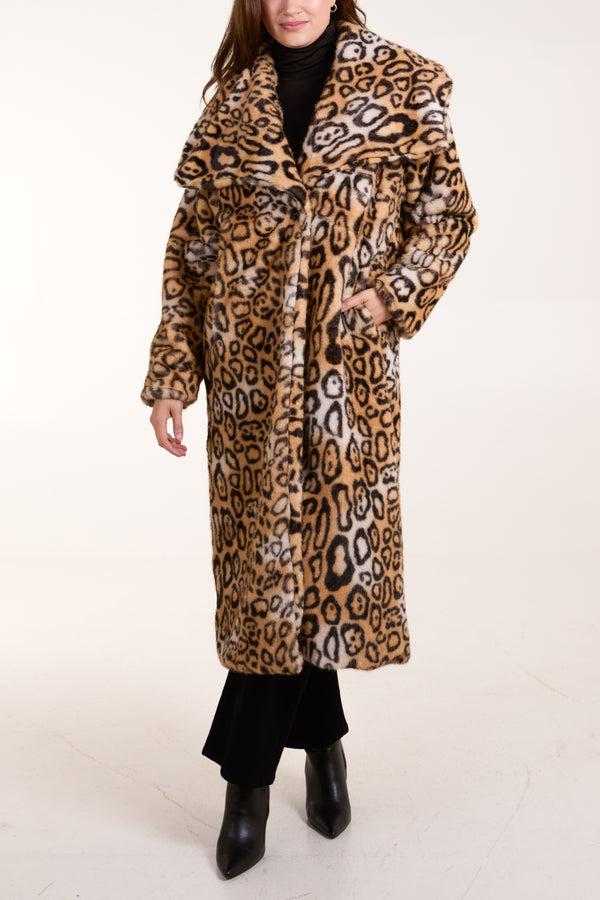 qed london Leopard Fur Extreme Collar Coat