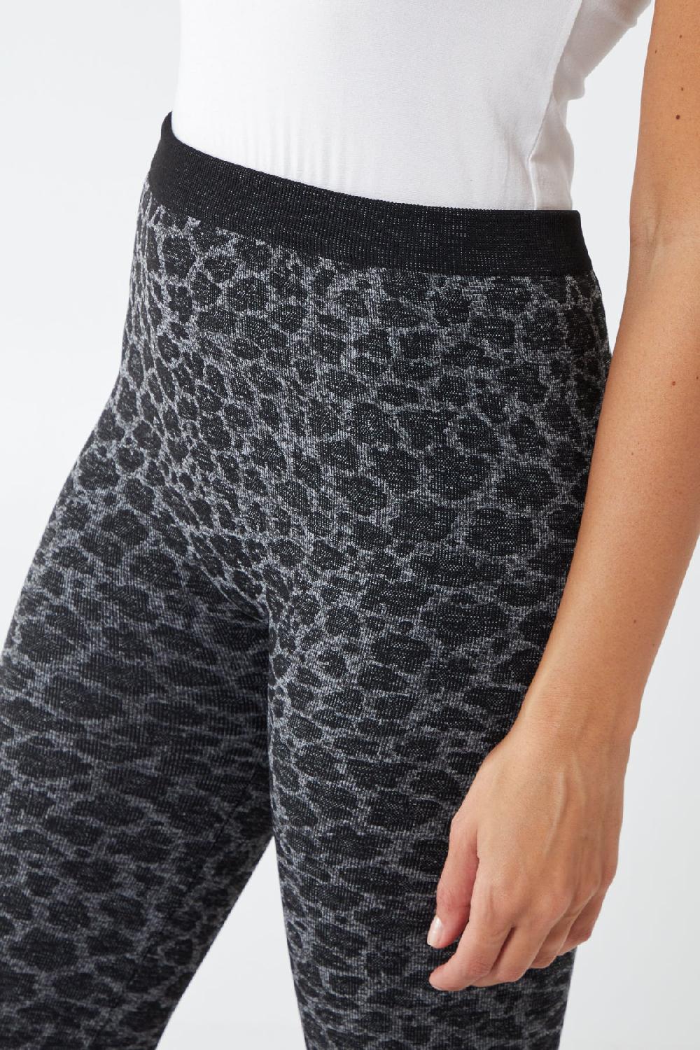 Qed London Leopard Jacquard Fleece Lined Legging