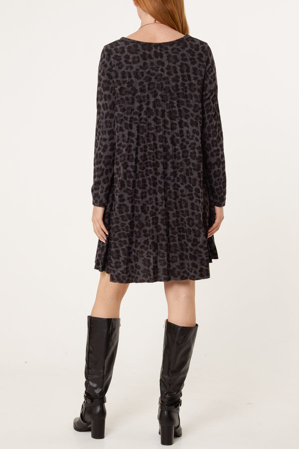Qed London Leopard Print Knit Pleated Dress