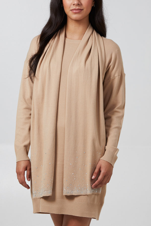 qed london Long Crewneck Dress With Diamante Scarf