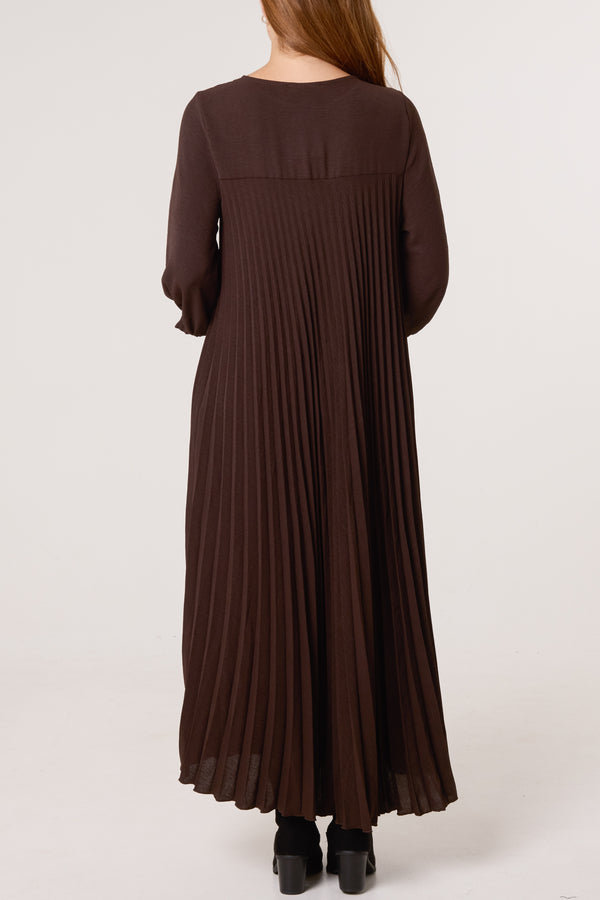Qed London Long Sleeve Pockets Pleated Maxi Dress