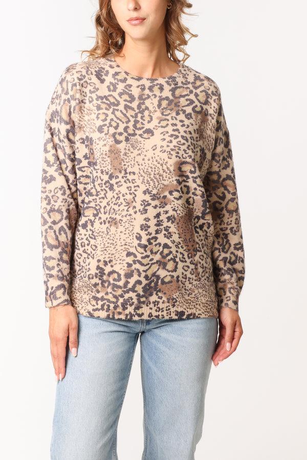 qed london Mixed Leopard Print Knitted Jumper