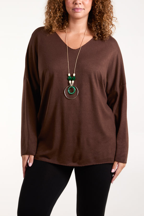 qed london Necklace Fine Knit V-Neck Jumper