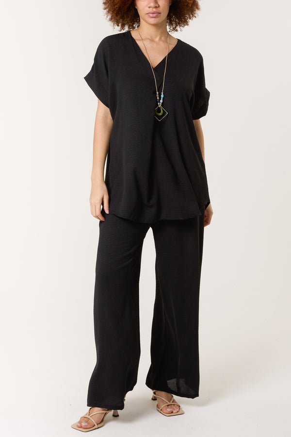Qed London Necklace V-Neck Wide Leg Trousers Set
