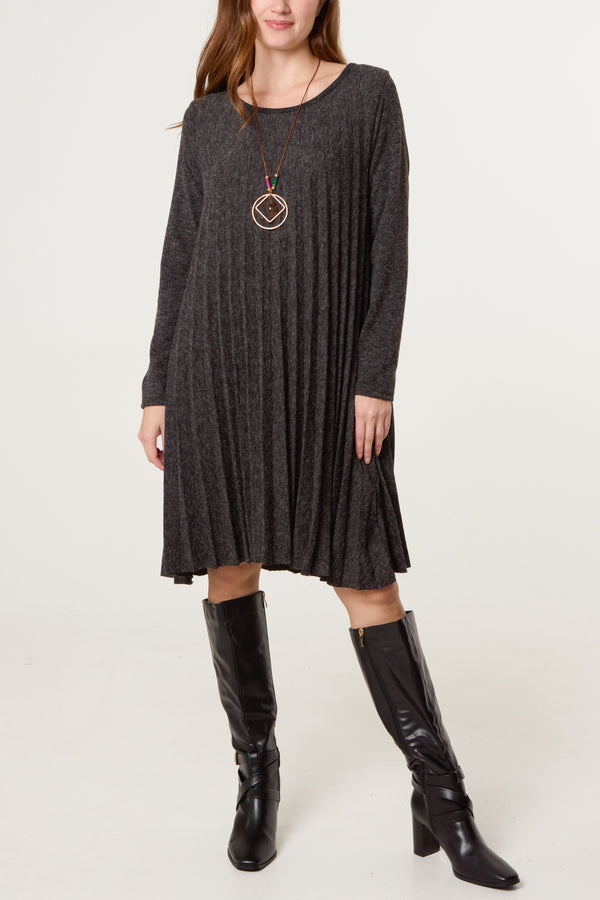 qed london Pleated Necklace Dress