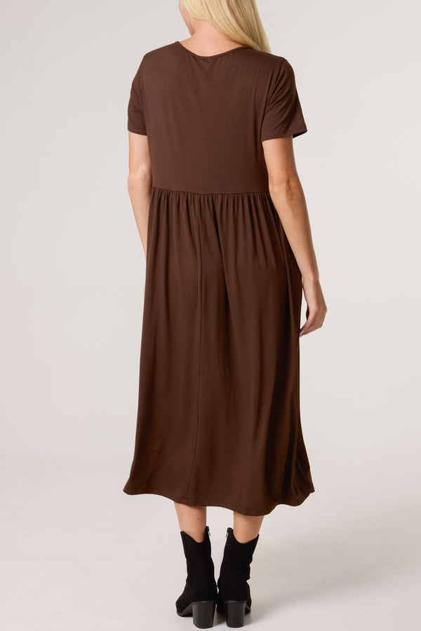 Qed London Round Neck Stretch Tiered Midi Dress