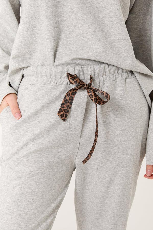 Qed London Soft Touch Top & Leopard Bow Trouser Set