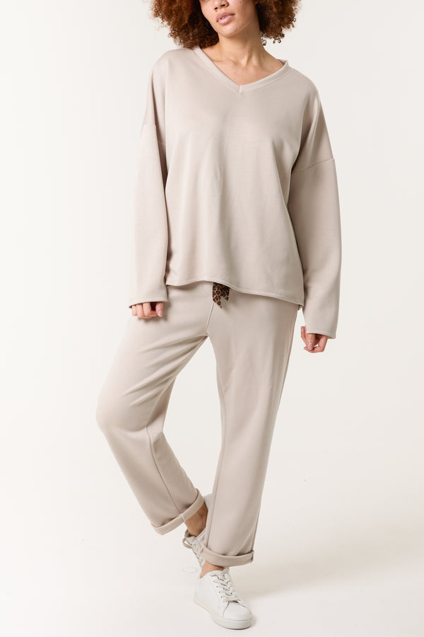 Qed London Soft Touch Top & Leopard Bow Trouser Set