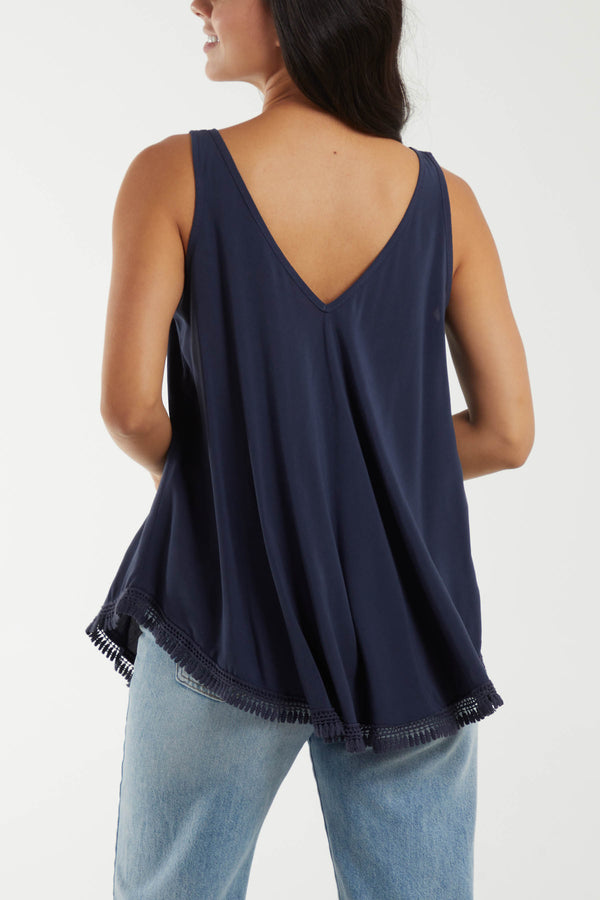 Qed London Tassel Hem V-Neck Vest