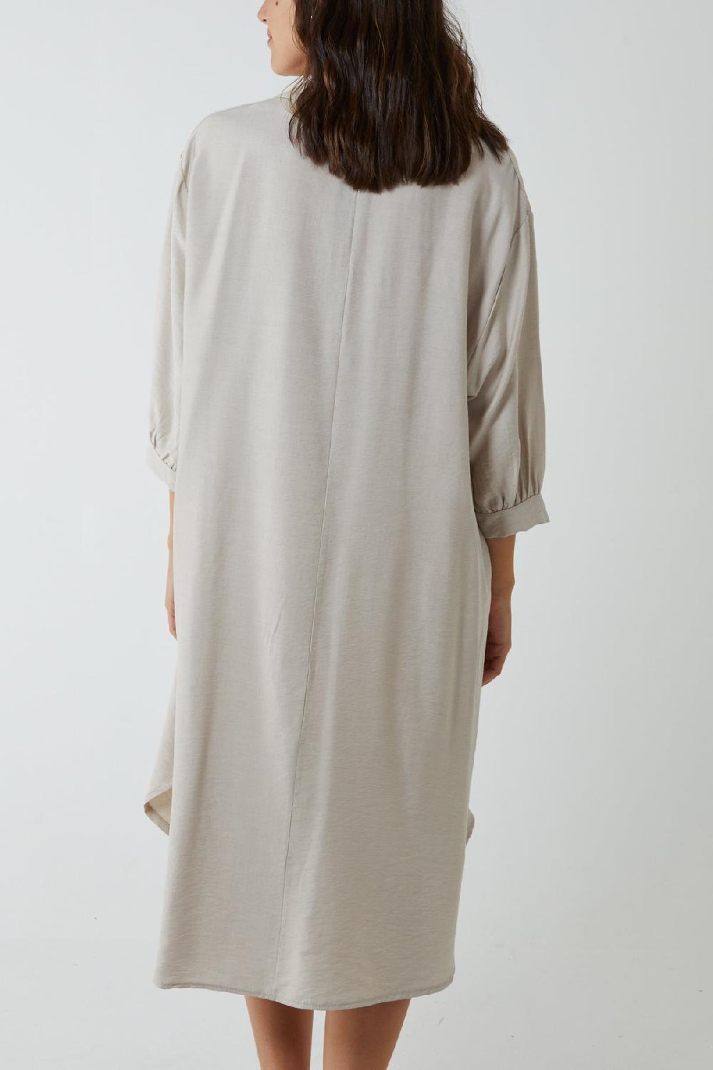 Qed London V-Neck Collared Midi Dress