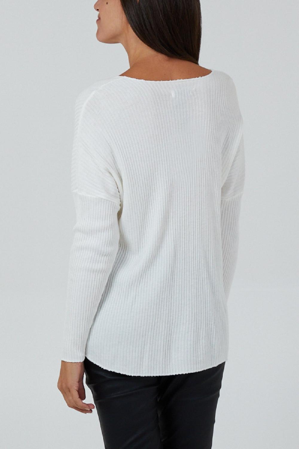 Qed London Wool Blend V-Neck Ribbed Fitted Jumper